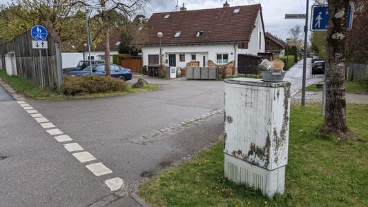 Mangelmeldung: Schild "Spielstraße" nicht einsehbar